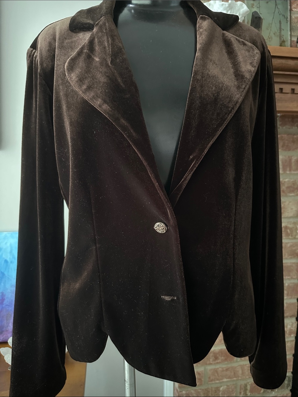 Coldwater Creek EUC size 12 chocolate brown, long sleeved velvet jacket.